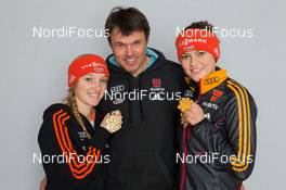 21.02.2015, Falun, Sweden (SWE): Katharina Althaus (GER), Carina Vogt (GER) and her coach Andreas Bauer (GER) - FIS nordic world ski championships, ski jumping, medals, Falun (SWE). www.nordicfocus.com. © NordicFocus. Every downloaded picture is fee-liable.