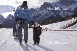 02.02.2016, Canmore, Canada (CAN): Event Feature: A young skier with his father on the track -  IBU world cup biathlon, training, Canmore (CAN). www.nordicfocus.com. © Manzoni/NordicFocus. Every downloaded picture is fee-liable.