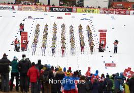02.01.2016, Lenzerheide, Switzerland (SUI): women's start   - FIS world cup cross-country, tour de ski, mass women, Lenzerheide (SUI). www.nordicfocus.com. © Felgenhauer/NordicFocus. Every downloaded picture is fee-liable.