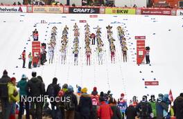 02.01.2016, Lenzerheide, Switzerland (SUI): women ready to start   - FIS world cup cross-country, tour de ski, mass women, Lenzerheide (SUI). www.nordicfocus.com. © Felgenhauer/NordicFocus. Every downloaded picture is fee-liable.