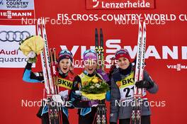 02.01.2016, Lenzerheide, Switzerland (SUI): Ingvild Flugstad Oestberg (NOR), Therese Johaug (NOR), Heidi Weng (NOR), (l-r) - FIS world cup cross-country, tour de ski, mass women, Lenzerheide (SUI). www.nordicfocus.com. © Felgenhauer/NordicFocus. Every downloaded picture is fee-liable.