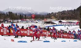 06.01.2016, Oberstdorf, Germany (GER): Sergey Ustiugov (RUS), Martin Johnsrud Sundby (NOR), Finn Haagen Krogh (NOR), Andreas Katz (GER), Didrik Toenseth (NOR), (l-r)  - FIS world cup cross-country, tour de ski, mass men, Oberstdorf (GER). www.nordicfocus.com. © Felgenhauer/NordicFocus. Every downloaded picture is fee-liable.