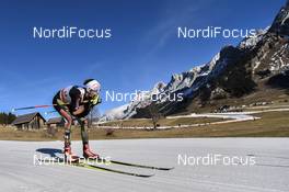 17.12.2016, La Clusaz, France (FRA): Florian Notz (GER) - FIS world cup cross-country, mass men, La Clusaz (FRA). www.nordicfocus.com. © Thibaut/NordicFocus. Every downloaded picture is fee-liable.