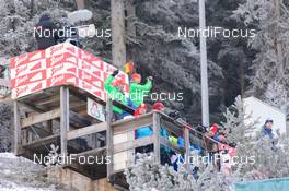 16.12.2016, Ramsau, Austria (AUT): Flag signal of the German team - FIS world cup nordic combined, training, Ramsau (AUT). www.nordicfocus.com. © Rauschendorfer/NordicFocus. Every downloaded picture is fee-liable.