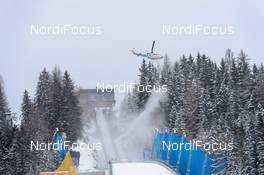 17.01.2016, Tauplitz/Bad Mitterndorf, Austria (AUT): helicopter cleaning the trees from snow  - FIS ski flying world championships, team HS225, Tauplitz/Bad Mitterndorf (AUT). www.nordicfocus.com. © Rauschendorfer/NordicFocus. Every downloaded picture is fee-liable.