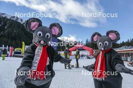 23.01.2016, Lienz, Austria (AUT): Dolomitenlauf's Mascottes   - FIS Marathon Cup Dolomitenlauf, Lienz (AUT). www.nordicfocus.com. © Russolo/NordicFocus. Every downloaded picture is fee-liable.