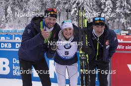 17.12.2017, Annecy-Le Grand Bornand, France (FRA): Julien Robert (FRA), coach Team France, Justine Braisaz (FRA), Jean Paul Giachino (FRA), coach Team France, (l-r) -  IBU world cup biathlon, mass women, Annecy-Le Grand Bornand (FRA). www.nordicfocus.com. © Manzoni/NordicFocus. Every downloaded picture is fee-liable.