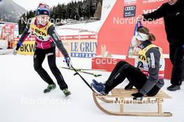 10.12.2017, Davos, Switzerland (SUI): Ragnhild Haga (NOR), Ingvild Flugstad Oestberg (NOR), (l-r)  - FIS world cup cross-country, 10km women, Davos (SUI). www.nordicfocus.com. © Modica/NordicFocus. Every downloaded picture is fee-liable.