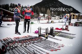 08.12.2017, Davos, Switzerland (SUI):  Athlete and Technician discussing about Rossignol Ski   - FIS world cup cross-country, training, Davos (SUI). www.nordicfocus.com. © Modica/NordicFocus. Every downloaded picture is fee-liable.