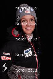 30.11.2017, Lillehammer, Norway, (NOR): Jacqueline Seifriedsberger (AUT) - FIS world cup ski jumping, photoshooting, Lillehammer (NOR). www.nordicfocus.com. © Rauschendorfer/NordicFocus. Every downloaded picture is fee-liable.