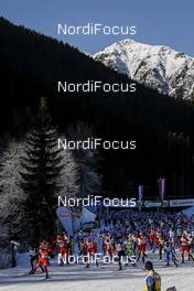 22.01.2017, Lienz, Austria (AUT): Group of athletes  - FIS Marathon Cup Dolomitenlauf, Lienz (AUT). www.nordicfocus.com. © Bragotto/NordicFocus. Every downloaded picture is fee-liable.