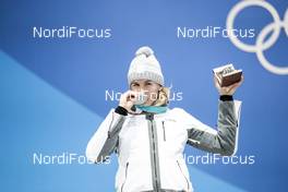 16.02.2018, Pyeongchang, Korea (KOR): Anastasiya Kuzmina (SVK) - XXIII. Olympic Winter Games Pyeongchang 2018, biathlon, medals, Pyeongchang (KOR). www.nordicfocus.com. © Modica/NordicFocus. Every downloaded picture is fee-liable.