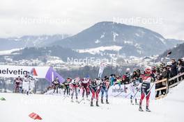 06.01.2018, Val di Fiemme, Italy (ITA): Ingvild Flugstad Oestberg (NOR), Heidi Weng (NOR), Jessica Diggins (USA), Krista Parmakoski (FIN), Teresa Stadlober (AUT), (l-r)  - FIS world cup cross-country, tour de ski, mass women, Val di Fiemme (ITA). www.nordicfocus.com. © Modica/NordicFocus. Every downloaded picture is fee-liable.