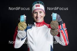 23.02.2018, Pyeongchang, Korea (KOR): Marit Bjoergen (NOR) - XXIII. Olympic Winter Games Pyeongchang 2018, cross-country, medals, Pyeongchang (KOR). www.nordicfocus.com. © Modica/NordicFocus. Every downloaded picture is fee-liable.
