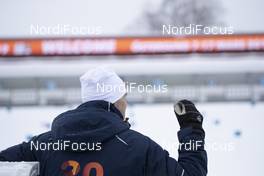 13.03.2019, Oestersund, Sweden (SWE): Event Feature: A volunteer waits for work - IBU world championships biathlon, individual men, Oestersund (SWE). www.nordicfocus.com. © Manzoni/NordicFocus. Every downloaded picture is fee-liable.