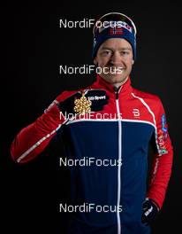 23.02.2019, Seefeld, Austria (AUT): Sjur Roethe (NOR) - FIS nordic world ski championships, cross-country, medals, Seefeld (AUT). www.nordicfocus.com. Free handout image for editorial use for print and online media. No secondary purchase. © GEPA-pictures/WSC Seefeld 2019 