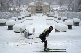 03.02.2019, Oberammergau, Germany (GER): Athlete in front of Schloss Linderhof - FIS World Loppet Koenig Ludwig Lauf, Oberammergau (GER). www.nordicfocus.com. © Rauschendorfer/NordicFocus. Every downloaded picture is fee-liable.