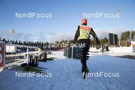 27.11.2020, Kontiolahti, Finland (FIN): Event Feature: Undefined coach brings skis -  IBU world cup biathlon, training, Kontiolahti (FIN). www.nordicfocus.com. © Manzoni/NordicFocus. Every downloaded picture is fee-liable.