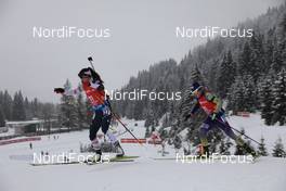 13.12.2020, Hochfilzen, Austria (AUT): Joanne Reid (USA), Yuliia Dzhima (UKR), (l-r) -  IBU World Cup Biathlon, pursuit women, Hochfilzen (AUT). www.nordicfocus.com. © Manzoni/NordicFocus. Every downloaded picture is fee-liable.