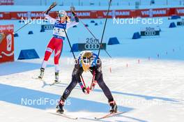 18.12.2020, Ramsau, Austria (AUT): Gyda Westvold-Hansen (NOR), Tara Geraghty-Moats (USA) (l-r)  - FIS world cup nordic combined women, individual gundersen HS98/5km, Ramsau (AUT). www.nordicfocus.com. © Volk/NordicFocus. Every downloaded picture is fee-liable.