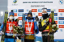 21.03.2021, Oestersund, Sweden, (SWE): Eduard Latypov (RUS), Simon Desthieux (FRA), Johannes Thingnes Boe (NOR), (l-r) - IBU World Cup Biathlon, mass men, Oestersund (SWE). www.nordicfocus.com. © Manzoni/NordicFocus. Every downloaded picture is fee-liable.