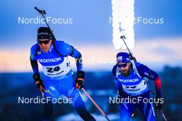 28.11.2021, Oestersund, Sweden, (SWE): Quentin Fillon Maillet (FRA), Benjamin Weger (SUI), (l-r) - IBU World Cup Biathlon, sprint men, Oestersund (SWE). www.nordicfocus.com. © Manzoni/NordicFocus. Every downloaded picture is fee-liable.