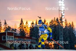 28.11.2021, Oestersund, Sweden, (SWE): Martin Ponsiluoma (SWE) - IBU World Cup Biathlon, sprint men, Oestersund (SWE). www.nordicfocus.com. © Manzoni/NordicFocus. Every downloaded picture is fee-liable.