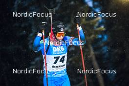 02.12.2021, Oestersund, Sweden, (SWE): Chloe Chevalier (FRA) - IBU World Cup Biathlon, sprint women, Oestersund (SWE). www.nordicfocus.com. © Manzoni/NordicFocus. Every downloaded picture is fee-liable.