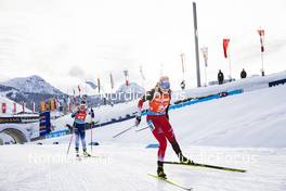 12.12.2021, Hochfilzen, Austria (AUT): Suvi Minkkinen (FIN), Lisa Theresa Hauser (AUT), (l-r) -  IBU World Cup Biathlon, pursuit women, Hochfilzen (AUT). www.nordicfocus.com. © Manzoni/NordicFocus. Every downloaded picture is fee-liable.