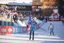 19.12.2021, Annecy-Le Grand Bornand, France (FRA): Emilien Jacquelin (FRA), Quentin Fillon Maillet (FRA), (l-r) -  IBU World Cup Biathlon, mass men, Annecy-Le Grand Bornand (FRA). www.nordicfocus.com. © Manzoni/NordicFocus. Every downloaded picture is fee-liable.