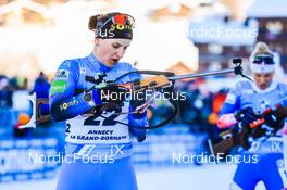 19.12.2021, Annecy-Le Grand Bornand, France (FRA): Julia Simon (FRA) -  IBU World Cup Biathlon, mass women, Annecy-Le Grand Bornand (FRA). www.nordicfocus.com. © Manzoni/NordicFocus. Every downloaded picture is fee-liable.