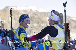 19.12.2021, Annecy-Le Grand Bornand, France (FRA): Elvira Oeberg (SWE), Marte Olsbu Roeiseland (NOR), (l-r) - IBU World Cup Biathlon, mass women, Annecy-Le Grand Bornand (FRA). www.nordicfocus.com. © Manzoni/NordicFocus. Every downloaded picture is fee-liable.