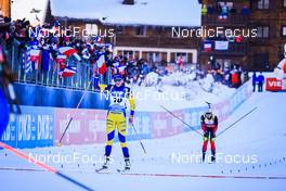 18.12.2021, Annecy-Le Grand Bornand, France (FRA): Hanna Oeberg (SWE), Marte Olsbu Roeiseland (NOR), (l-r) -  IBU World Cup Biathlon, pursuit women, Annecy-Le Grand Bornand (FRA). www.nordicfocus.com. © Manzoni/NordicFocus. Every downloaded picture is fee-liable.