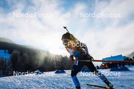 16.12.2021, Annecy-Le Grand Bornand, France (FRA): Joanne Reid (USA) -  IBU World Cup Biathlon, sprint women, Annecy-Le Grand Bornand (FRA). www.nordicfocus.com. © Manzoni/NordicFocus. Every downloaded picture is fee-liable.
