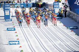 08.01.2021, Val di Fiemme, Italy (ITA): Start of the race   - FIS world cup cross-country, tour de ski, mass men, Val di Fiemme (ITA). www.nordicfocus.com. © Modica/NordicFocus. Every downloaded picture is fee-liable.