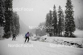 01.11.2021, Davos, Switzerland (SUI): Track atmosphere with undefined athletes compete - Cross-Country training, snowfarming track, Davos (SUI). www.nordicfocus.com. © Manzoni/NordicFocus. Every downloaded picture is fee-liable.