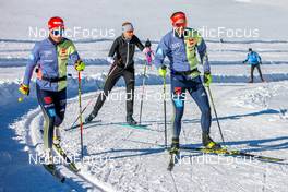 17.10.2021, Ramsau, Austria (AUT): Katharina Hennig (GER), Christian Dotzler (GER) (l-r) - Cross-Country training, Ramsau (AUT). www.nordicfocus.com. © Volk/NordicFocus. Every downloaded picture is fee-liable.