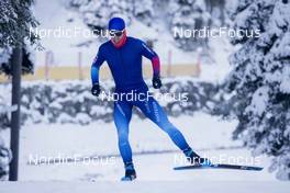 08.11.2021, Davos, Switzerland (SUI): Roman Schaad (SUI) - Cross-Country training, Snowfarming Track, Davos (SUI). www.nordicfocus.com. © Manzoni/NordicFocus. Every downloaded picture is fee-liable.