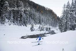 08.11.2021, Davos, Switzerland (SUI): Feature: Undefined athlete competes - Cross-Country training, Snowfarming Track, Davos (SUI). www.nordicfocus.com. © Manzoni/NordicFocus. Every downloaded picture is fee-liable.