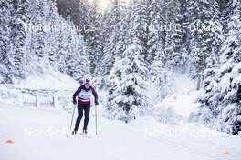 08.11.2021, Davos, Switzerland (SUI): Laurien van der Graaff (SUI) - Cross-Country training, Snowfarming Track, Davos (SUI). www.nordicfocus.com. © Manzoni/NordicFocus. Every downloaded picture is fee-liable.