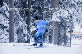 08.11.2021, Davos, Switzerland (SUI): Clement Parisse (FRA) - Cross-Country training, Snowfarming Track, Davos (SUI). www.nordicfocus.com. © Manzoni/NordicFocus. Every downloaded picture is fee-liable.