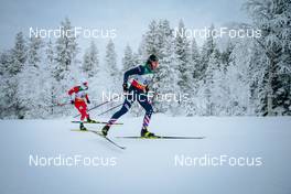 28.11.2021, Ruka, Finland (FIN): Mateusz Haratyk (POL), Luke Jager (USA), (l-r)  - FIS world cup cross-country, pursuit men, Ruka (FIN). www.nordicfocus.com. © Modica/NordicFocus. Every downloaded picture is fee-liable.