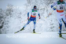28.11.2021, Ruka, Finland (FIN): Arsi Ruuskanen (FIN), Gustaf Berglund (SWE), (l-r)  - FIS world cup cross-country, pursuit men, Ruka (FIN). www.nordicfocus.com. © Modica/NordicFocus. Every downloaded picture is fee-liable.