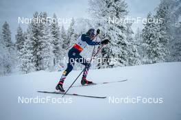 28.11.2021, Ruka, Finland (FIN): Ben Ogden (USA) - FIS world cup cross-country, pursuit men, Ruka (FIN). www.nordicfocus.com. © Modica/NordicFocus. Every downloaded picture is fee-liable.