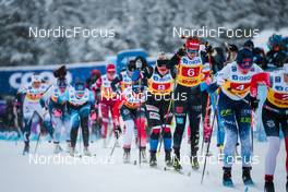 05.12.2021, Lillehammer, Norway (NOR): Maiken Caspersen Falla (NOR), Tereza Beranova (CZE), Katharina Hennig (GER), Johanna Matintalo (FIN), Tiril Udnes Weng (NOR), (l-r)  - FIS world cup cross-country, 4x5km women, Lillehammer (NOR). www.nordicfocus.com. © Modica/NordicFocus. Every downloaded picture is fee-liable.
