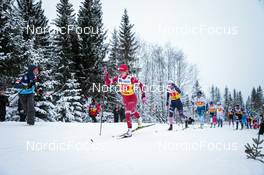 05.12.2021, Lillehammer, Norway (NOR): Yana Kirpichenko (RUS), Hailey Swirbul (USA), Katri Lylynpera (FIN), Maiken Caspersen Falla (NOR), Katharina Hennig (GER), (l-r)  - FIS world cup cross-country, 4x5km women, Lillehammer (NOR). www.nordicfocus.com. © Modica/NordicFocus. Every downloaded picture is fee-liable.