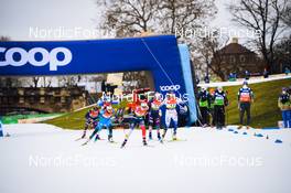 18.12.2021, Dresden, Germany (GER): Hannah Halvorsen (USA), Eva Urevc (SLO), Lena Quintin (FRA), Mathilde Myhrvold (NOR), Jessie Diggins (USA), Moa Lundgren (SWE), (l-r) - FIS world cup cross-country, individual sprint, Dresden (GER). www.nordicfocus.com. © Tumashov/NordicFocus. Every downloaded picture is fee-liable.