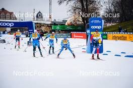 18.12.2021, Dresden, Germany (GER): Thomas Helland Larsen (NOR), Lucas Chanavat (FRA), James Clinton Schoonmaker (USA), Richard Jouve (FRA), Federico Pellegrino (ITA), Haavard Solaas Taugboel (NOR), (l-r) - FIS world cup cross-country, individual sprint, Dresden (GER). www.nordicfocus.com. © Tumashov/NordicFocus. Every downloaded picture is fee-liable.