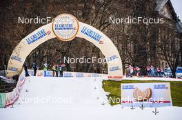 18.12.2021, Dresden, Germany (GER): Maja Dahlqvist (SWE), Julie Myhre (NOR), Julia Kern (USA), Greta Laurent (ITA), Lea Fischer (SUI), Alexandra Danner (GER), (l-r) - FIS world cup cross-country, individual sprint, Dresden (GER). www.nordicfocus.com. © Tumashov/NordicFocus. Every downloaded picture is fee-liable.