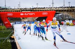 18.12.2021, Dresden, Germany (GER): Thomas Helland Larsen (NOR), Juuso Haarala (FIN), Federico Pellegrino (ITA), Vili Crv (SLO), Andrew Young (GBR), Marcus Grate (SWE), (l-r) - FIS world cup cross-country, individual sprint, Dresden (GER). www.nordicfocus.com. © Tumashov/NordicFocus. Every downloaded picture is fee-liable.